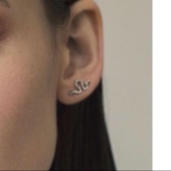 gold snake ear climbers ear crawlers ear cuff - Picture 5 of 6